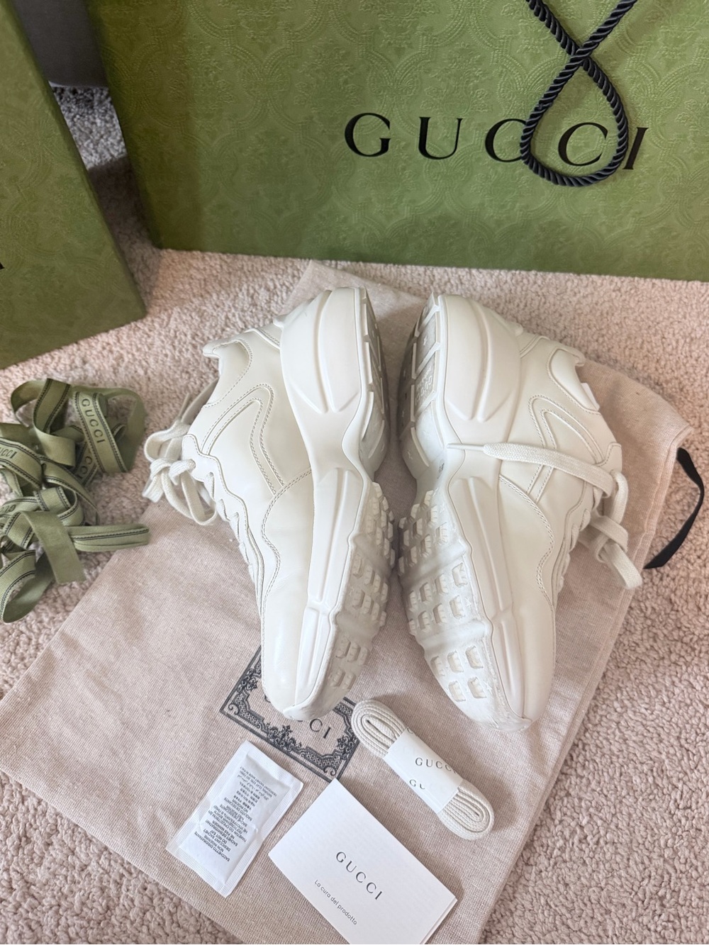 GUCCI - Picture 4 of 15
